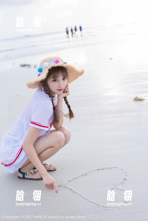 Bangni邦尼 关注Bangni邦尼,免费下载她的独特写真《穹妹》,解析摄影背后的故事!