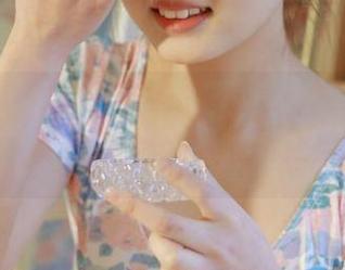 Candy网红馆 – 解锁凯竹姐姐最新白色写真原图，尽显她的独特风格与魅力