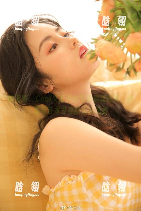 Cool文茜 微密圈 - Cool文茜黑丝写真最新图库,性感与艺术并存的完美捕捉