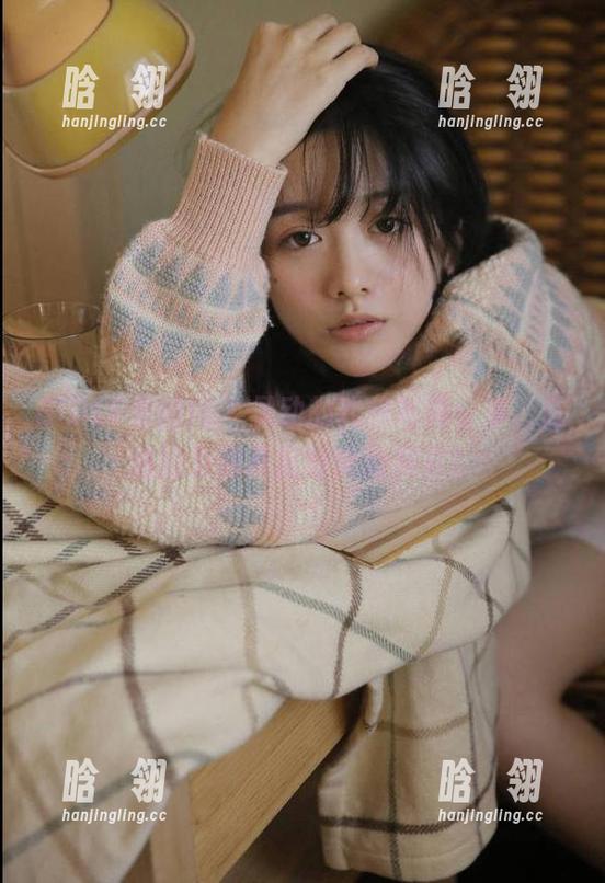 GIRLT果团网 - 灵动的豹纹写真分享，陈迪娅为你开启时尚新视界！