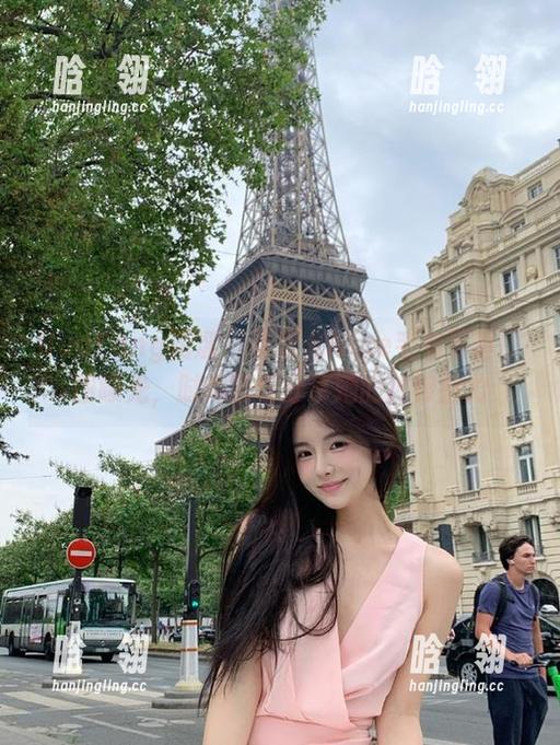 HuaYang花漾-张思允Nice HuaYang花漾 - 张思允Nice毛衣写真原图曝光,时尚图包分享她的独特魅力