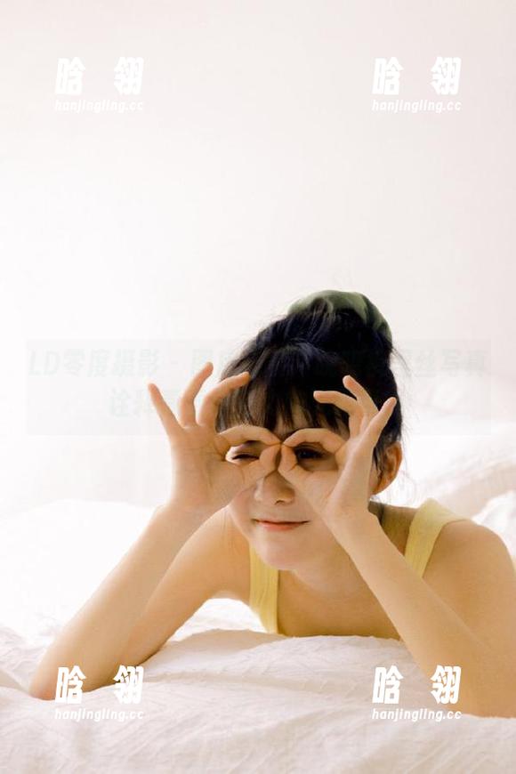 LD零度摄影 - 图库欣赏：晓晓裤里丝写真诠释青春与活力的无限可能