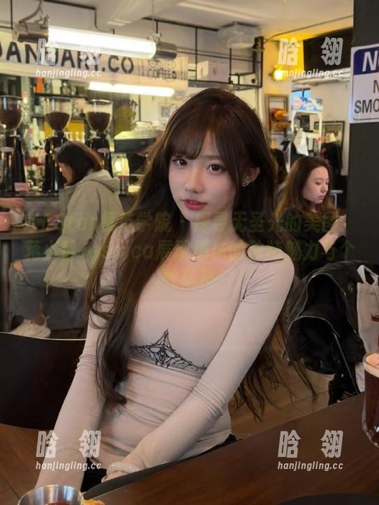 MFStar模范学院 - 探寻无圣光的美图：蒋小静Jessica展现棉袜的独特魅力与个性风格