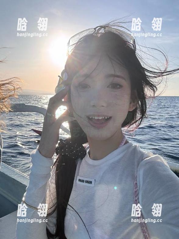 TGOD推女神-Ann尤美 TGOD推女神 - Ann尤美之美的探索之旅丨打造独特的原图与壁纸,呈现无与伦比的艺术风格。