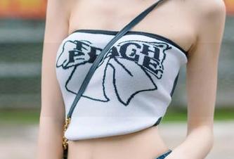 UGirls尤果网 – 精选唐溪若在线旗袍写真合集，带你体验传统美的现代诠释