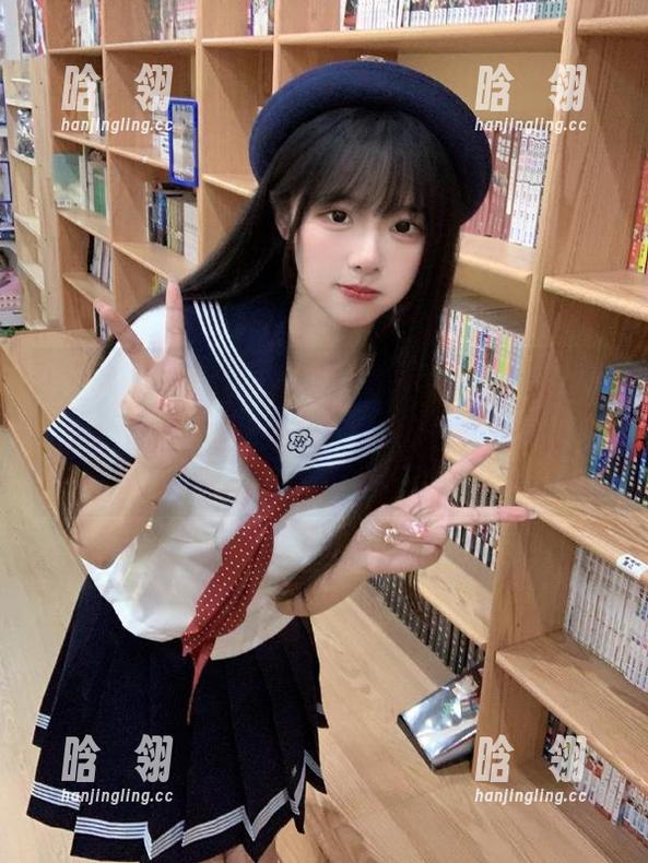 UGirls尤果网 - 易阳的吊带作品：这组图片真让我怀疑人生，性感归性感，慎入哦！