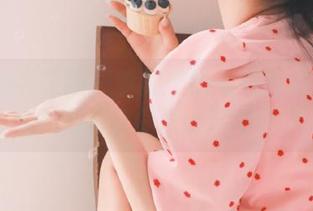 UGirls尤果网 – 李思宁的毛衣魅力：一组美图图包让你爱上这个季节