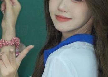 UGirls尤果网 – 李思宁高清肉丝套图：感受细腻与性感的完美结合
