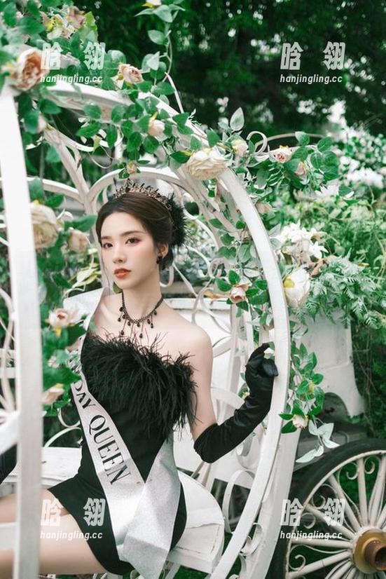 UGirls尤果网-李易童 UGirls尤果网 - 李易童美脚无圣光合集,弘扬她的个性与时尚气息,绝不容错过!