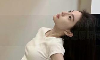 UGirls尤果网 – 随性自然：松果儿私房棉袜原图捕捉生活中的温暖瞬间