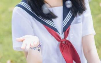 UGirls尤果网 – 探索芊小童的长腿照片：每一张都令人心动的美丽瞬间