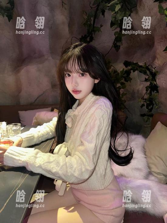 UGirls尤果网-赵伊彤 UGirls尤果网 - 赵伊彤的魔幻女孩美图集,撩动每个热爱生活的灵魂
