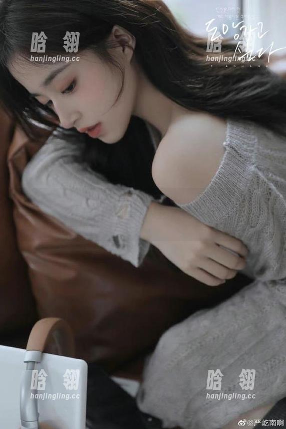 UGirls尤果网-郭婉祈 UGirls尤果网 - 郭婉祈旅拍合集:带你一起观看她的独特视角和迷人风景
