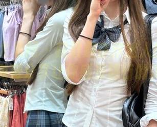 UGirls尤果网 – 获取颜亦汐迷人旅拍原图，免费分享让你感受旅行的美好