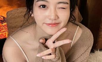 UGirls尤果网 – 探索黛熙儿护士写真，下载免费套图，感受职场之美与温暖！