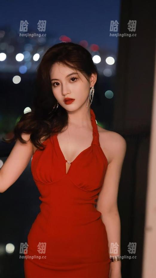 XIAOYU语画界 - 在李丽莎的教室写真中观看，感受每幅图片传达的温暖与亲切瞬间