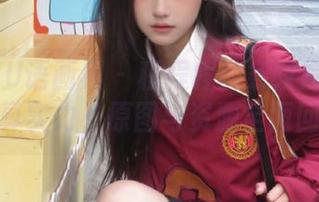 XIAOYU语画界 – 程程程的条纹黑丝吊袜写真实力，原图与资源全面回顾