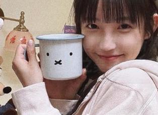 XINGYAN星颜社 – 唐思琪最新裸足写真原图，展现自然之美与真实自我