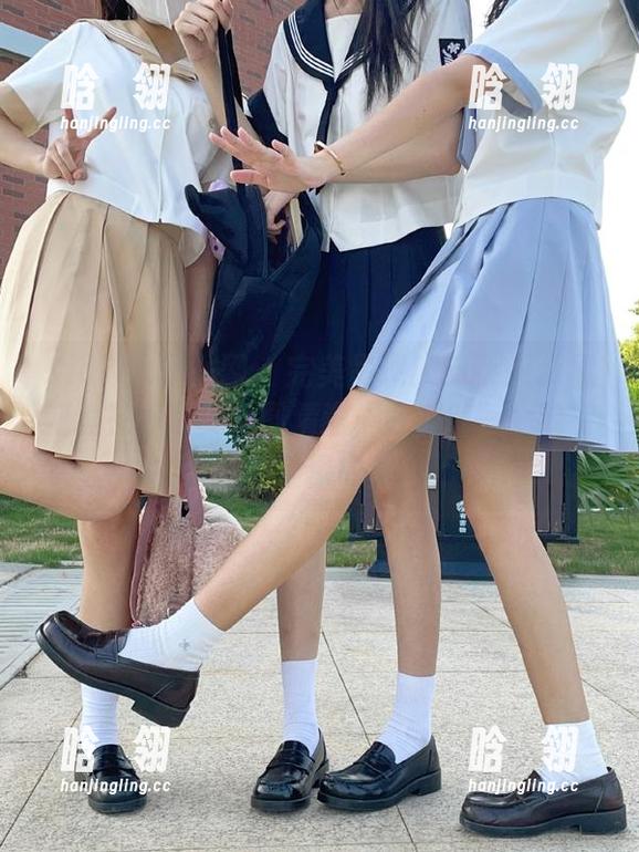Xiuren秀人网 - 完美呈现！FoxYini孟狐狸花嫁写真套图精选，致敬每一个独特的爱情故事