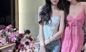 Xiuren秀人网 – 原图直击心灵：Niki可雅的裸足写真，无圣光让美丽更加真实！