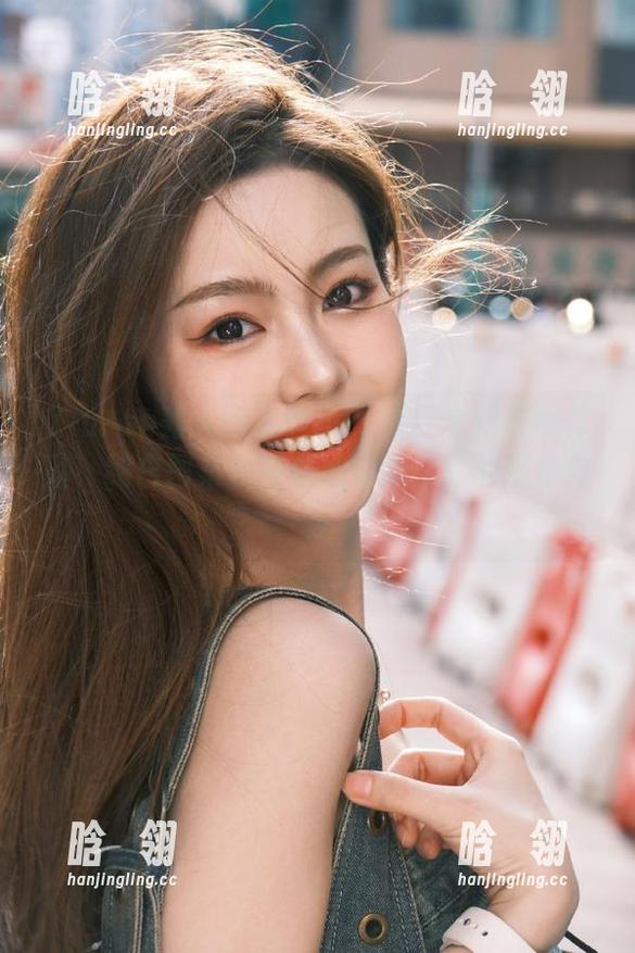 Xiuren秀人网-tina_甜仔 Xiuren秀人网 - tina_甜仔全新在线作品,纯白图集唤醒你心中最柔软的那份向往