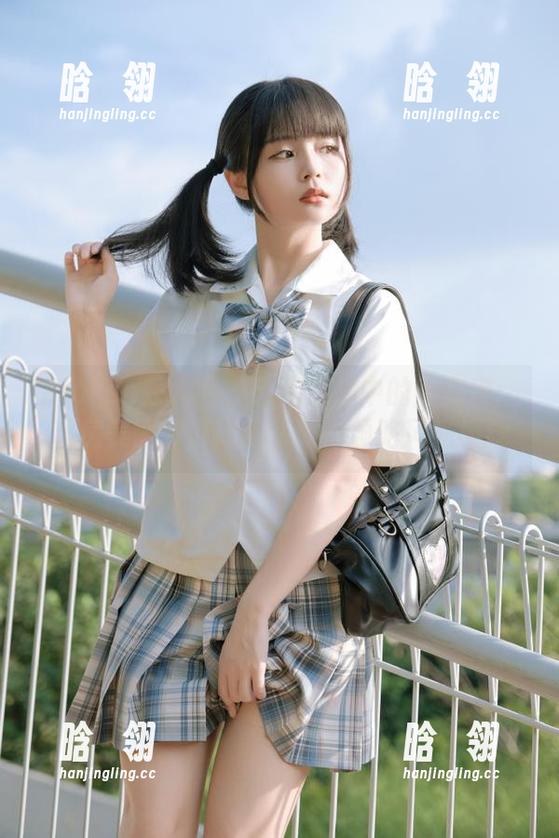 Xiuren秀人网-唐安琪 Xiuren秀人网 - 云南旅拍中的唐安琪:私房美图如诗如画,带你领略风光旖旎