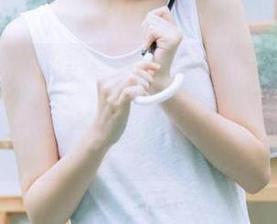 Xiuren秀人网 – “喵喵JOJO美足”绝美精选合集：她的足部之美与无尽可能的精彩瞬间
