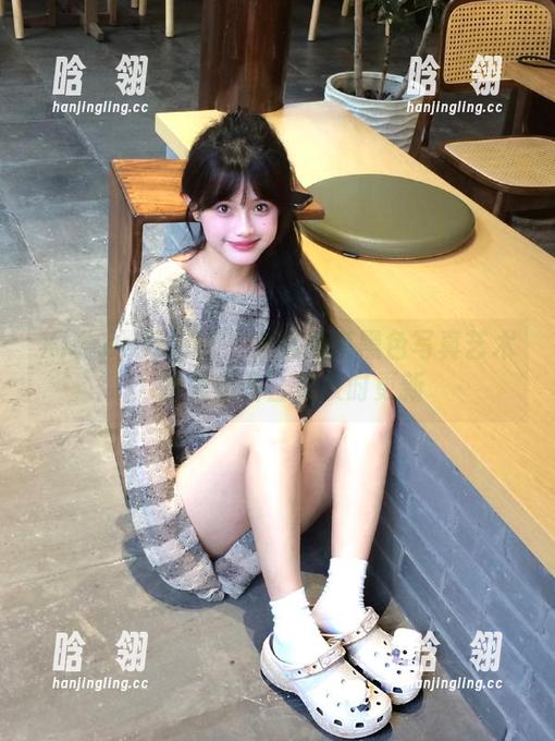 Xiuren秀人网 - 大美媚京黑色写真艺术：绝美美图合集及时更新