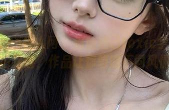Xiuren秀人网 – 追随妲己toxic学姐的私拍足迹，作品让你领略不同风情！