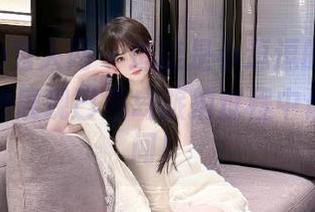 Xiuren秀人网 – 追随是小逗逗的脚步，高清图包展现巴厘岛旅拍过程中最美的瞬间！