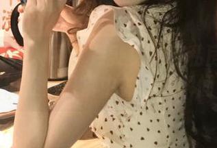 Xiuren秀人网 – 月野兔美妞私房图集：捕捉她日常中的柔美瞬间