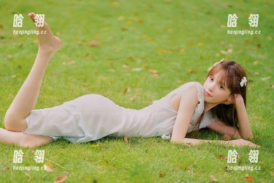 Xiuren秀人网 - 大蜜范妹子写真作品合集：李宓儿为你呈现的青春与优雅