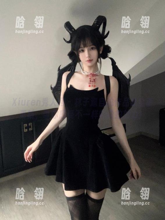 Xiuren秀人网 - 林子遥自拍作品集全面更新，带你感受不一样的自拍魅力！