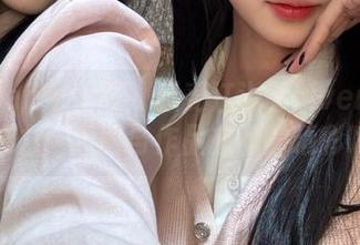 Xiuren秀人网 – 感受江淑影river制服的魅力：美图与作品交织的精彩瞬间