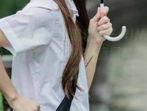 Xiuren秀人网 – 领略糯美子MINIbabe天使的独特魅力：尽在高清图库，等你来欣赏！