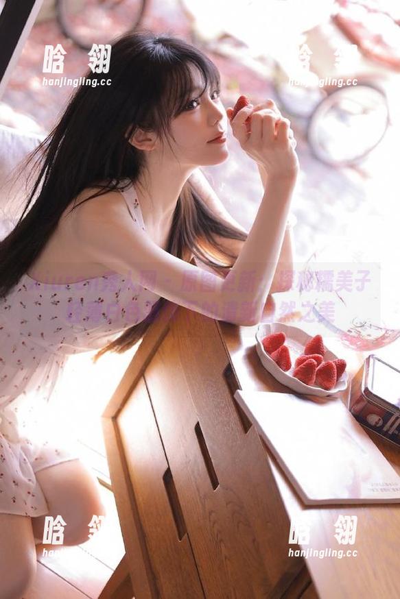 Xiuren秀人网-糯美子 Xiuren秀人网 - 原图更新:探秘糯美子轻薄白色服饰下的清新自然之美