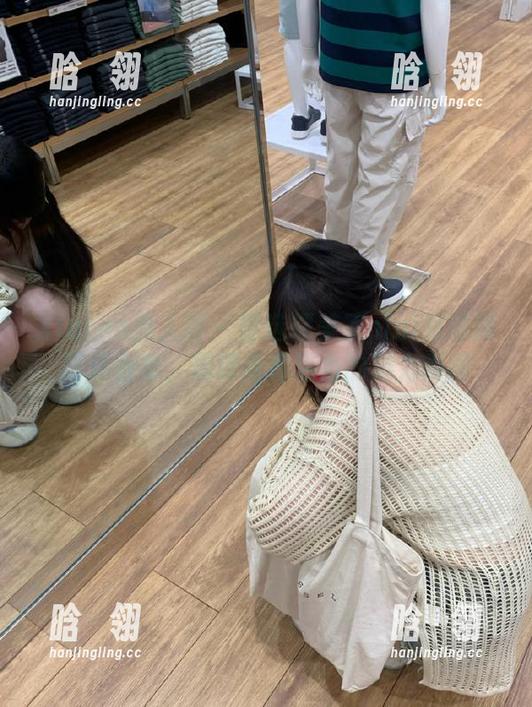 Xiuren秀人网 - 精选糯美子nini双马尾写真合集，展现青春活力的魅力瞬间