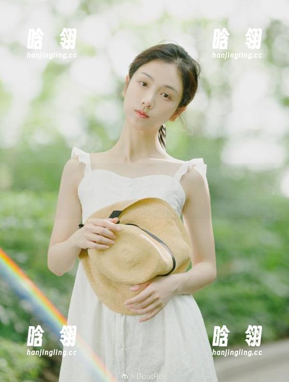 Xiuren秀人网 - 进入谢小蒽婚纱的梦境，观看每一幅令人惊艳的图片
