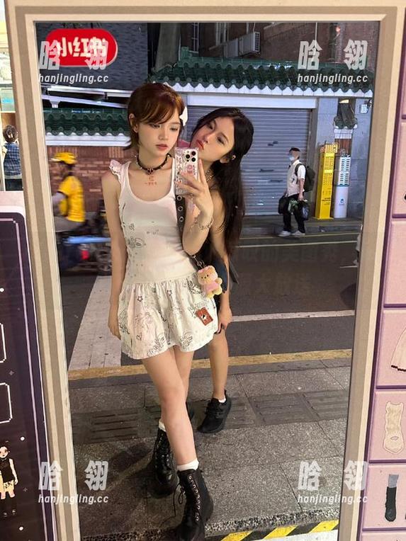 Xiuren秀人网 - 让人惊叹的美图秀，谢小蒽肉丝写真资源大放送