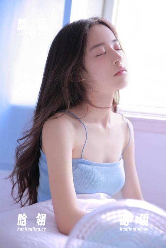Xiuren秀人网-陈小喵 Xiuren秀人网 - 分享陈小喵肉丝写真,让图库中的艺术气息滋养你的灵感与创意
