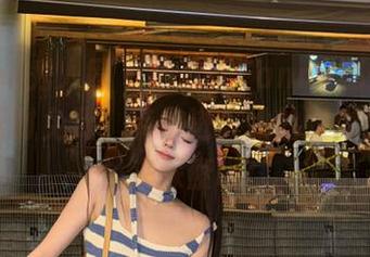 Xiuren秀人网 – 陈梵妮Fanny秘密写真合集限时免费，带你进入她的时尚世界，快来探索吧！