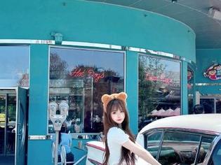 YouMi尤蜜荟 – 来看看周妍希的秘密！网盘里的制服写真合集曝光！