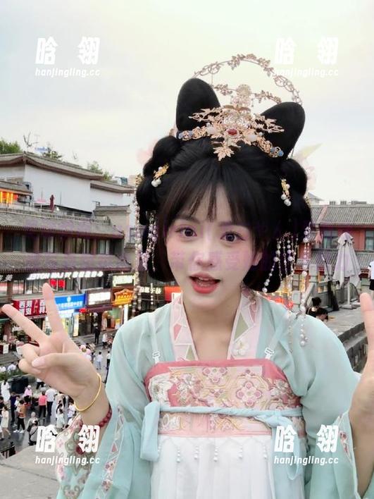 灵动瞬间：asagiriai(爱ちゃん)爱莉希雅写真壁纸合集，带你感受她的艺术魅力