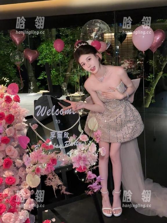 beautyleg - Jill的私房写真：可爱主题图片，带你领略她独特的艺术视角与生活态度！