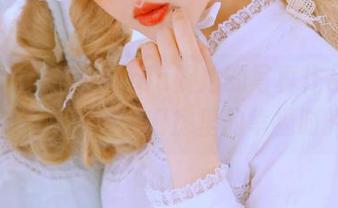 beautyleg – Lola厨娘的写真作品，免费下载感受她厨房里的幸福时光