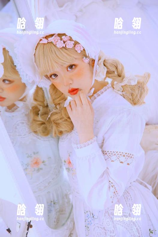 beautyleg - Lola厨娘的写真作品，免费下载感受她厨房里的幸福时光