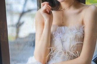 beautyleg – 神仙博主PinQ校园美图分享，让每一张都成为你心中的白月光！