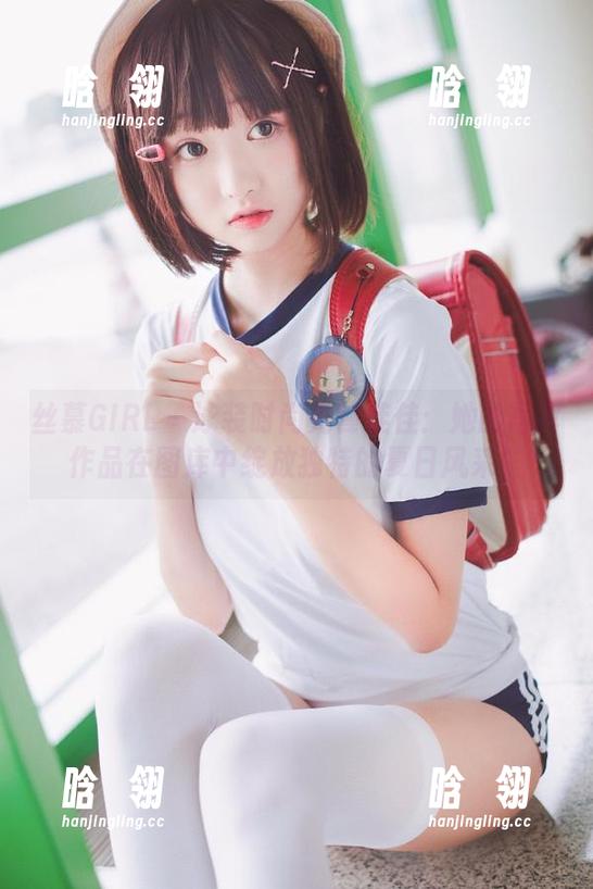 丝慕GIRL-佳佳 丝慕GIRL - 泳装时尚先锋佳佳:她的写真作品在图库中绽放独特的夏日风采!