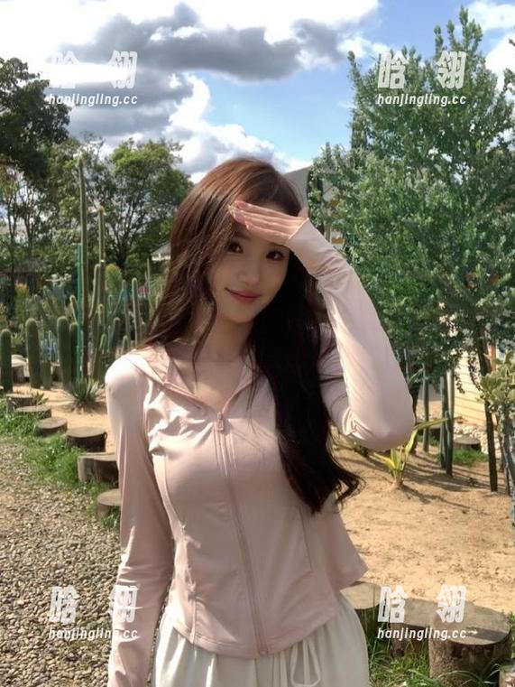 丽柜-小智贤 丽柜 - 小智贤双生花的写真艺术:图包揭秘深邃的意思情缘