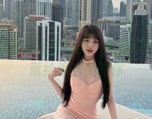 丽柜 – 文静的圣诞写真：定制梦幻场景，献给追求美的你